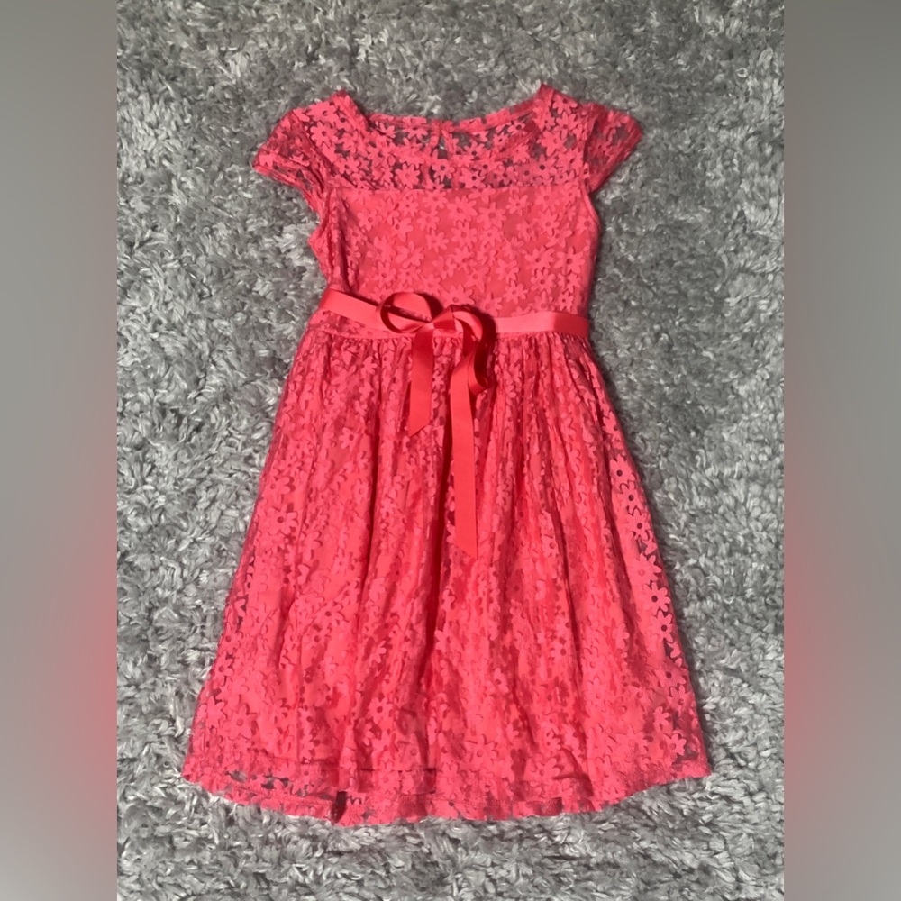 Size 8- Girl’s pink floral party dress.